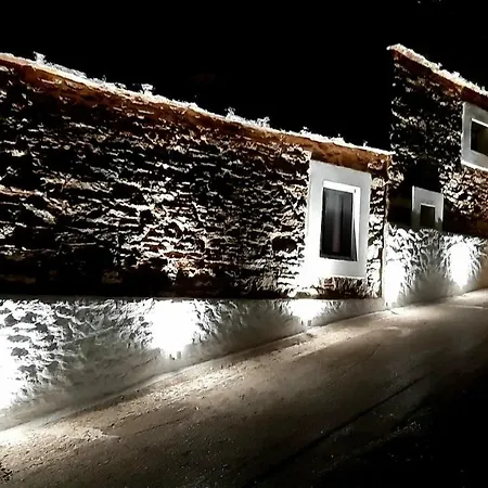 Mannashouse