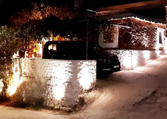 Mannashouse * Émbonas