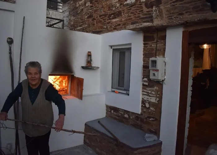 Mannashouse * Émbonas