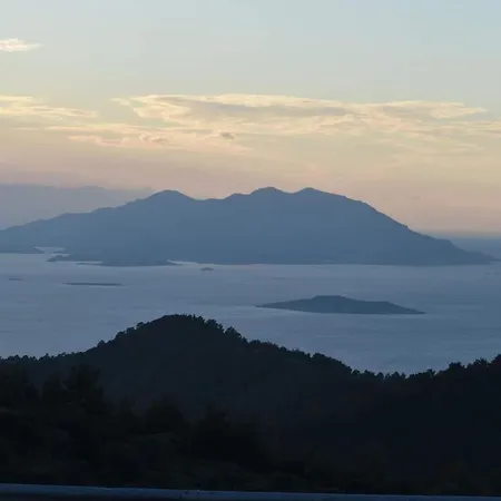 Mannashouse Dom wakacyjny *