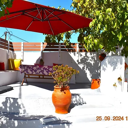 Mannashouse * Émbonas